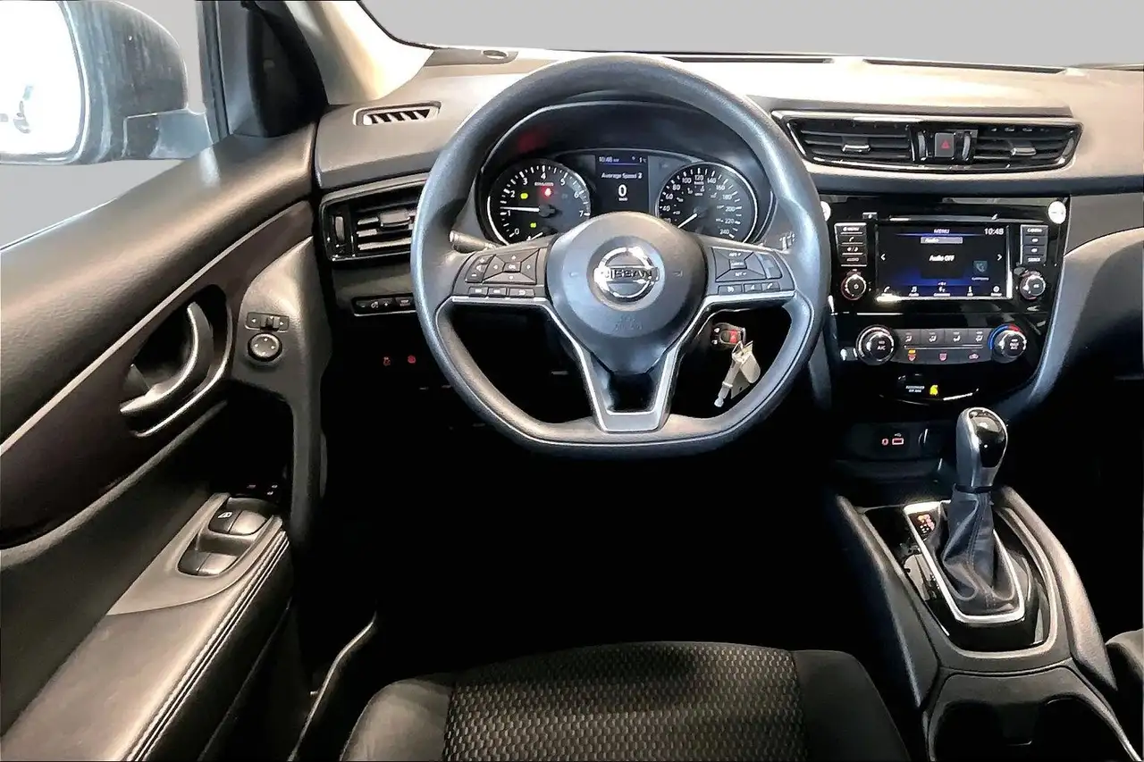 Nissan Qashqai снимка Nissan Qashqai