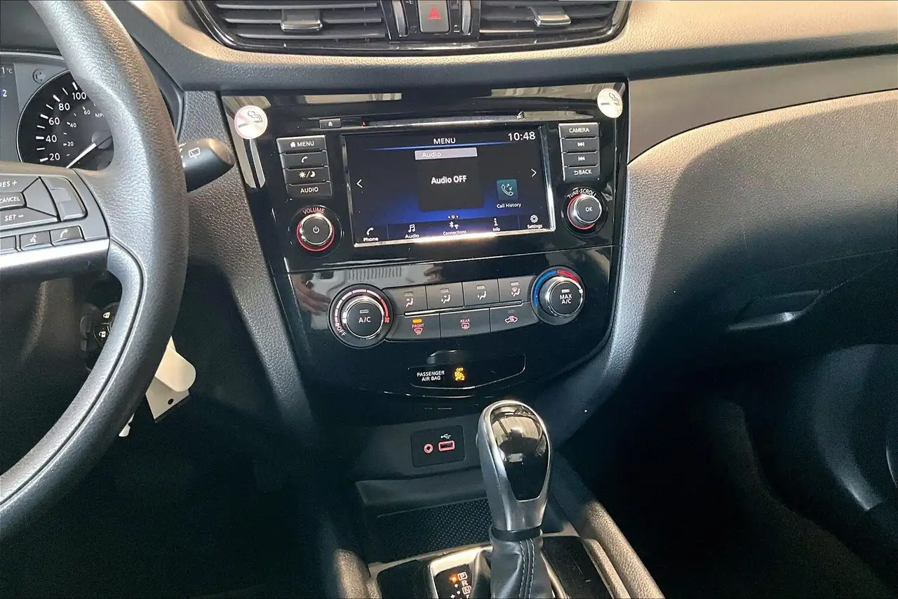 Nissan Qashqai снимка Nissan Qashqai
