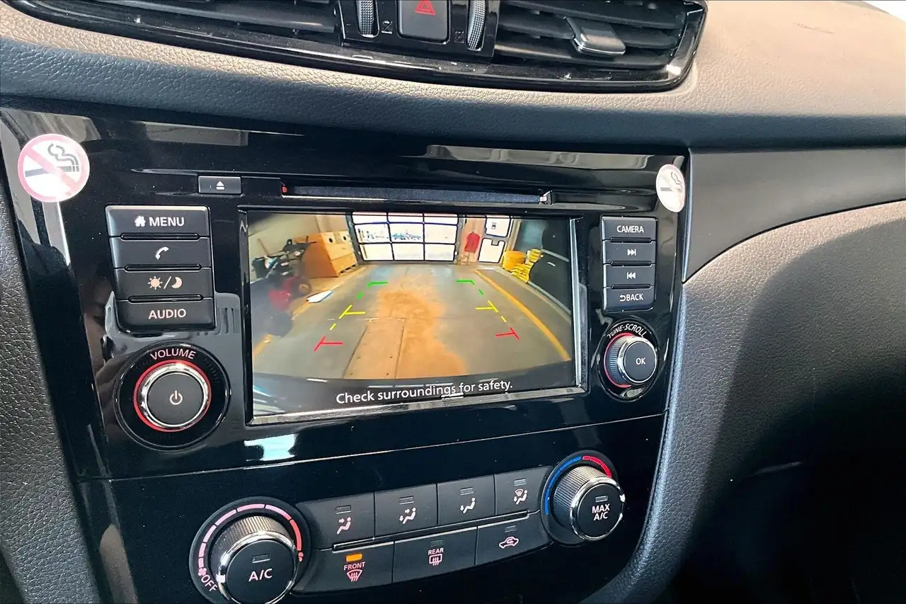 Nissan Qashqai снимка Nissan Qashqai