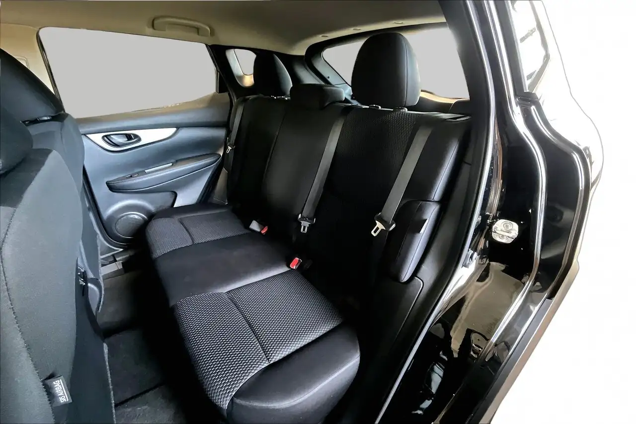 Nissan Qashqai снимка Nissan Qashqai