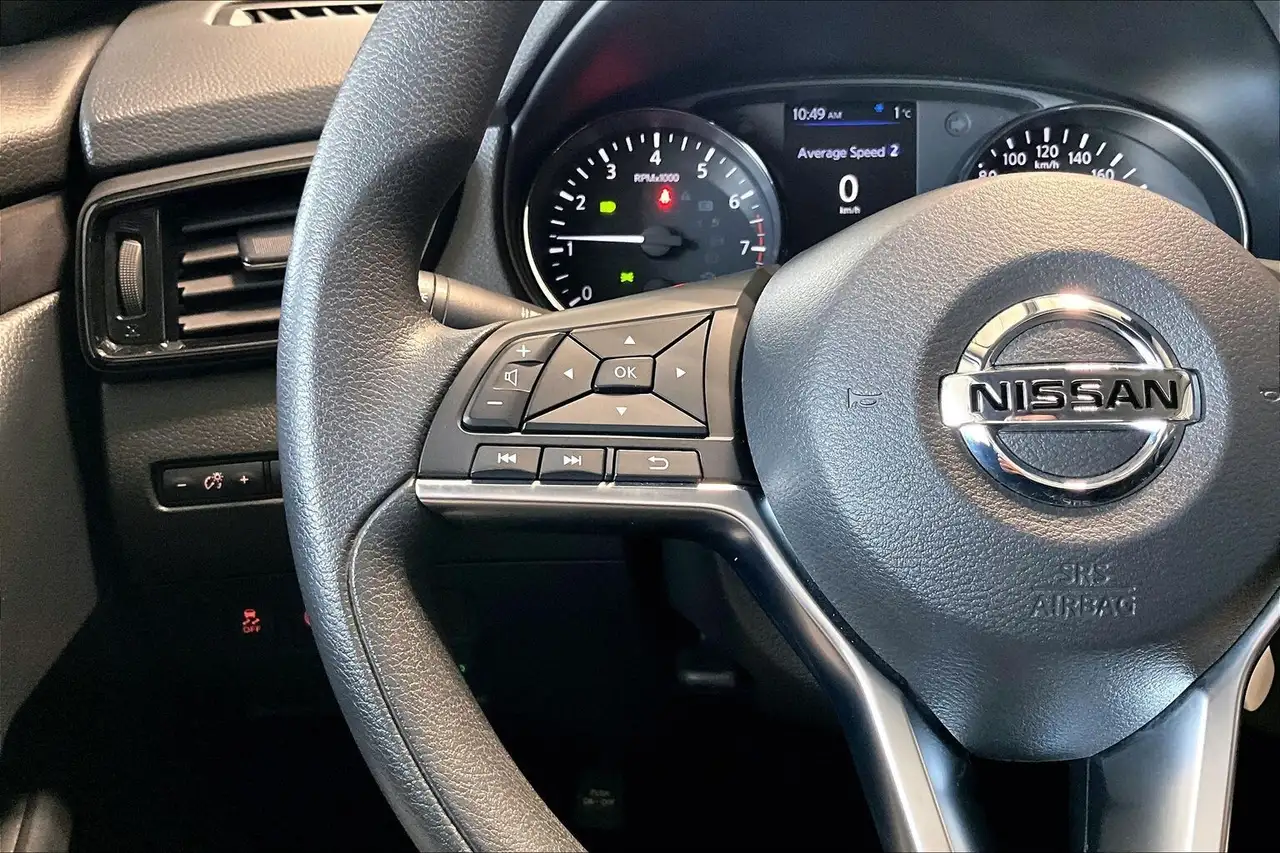 Nissan Qashqai снимка Nissan Qashqai