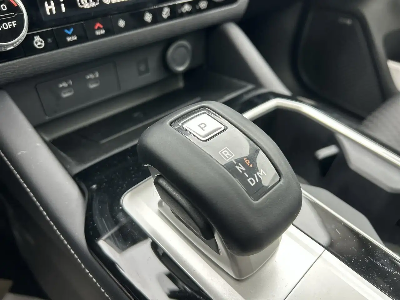 Mitsubishi Outlander снимка Mitsubishi Outlander