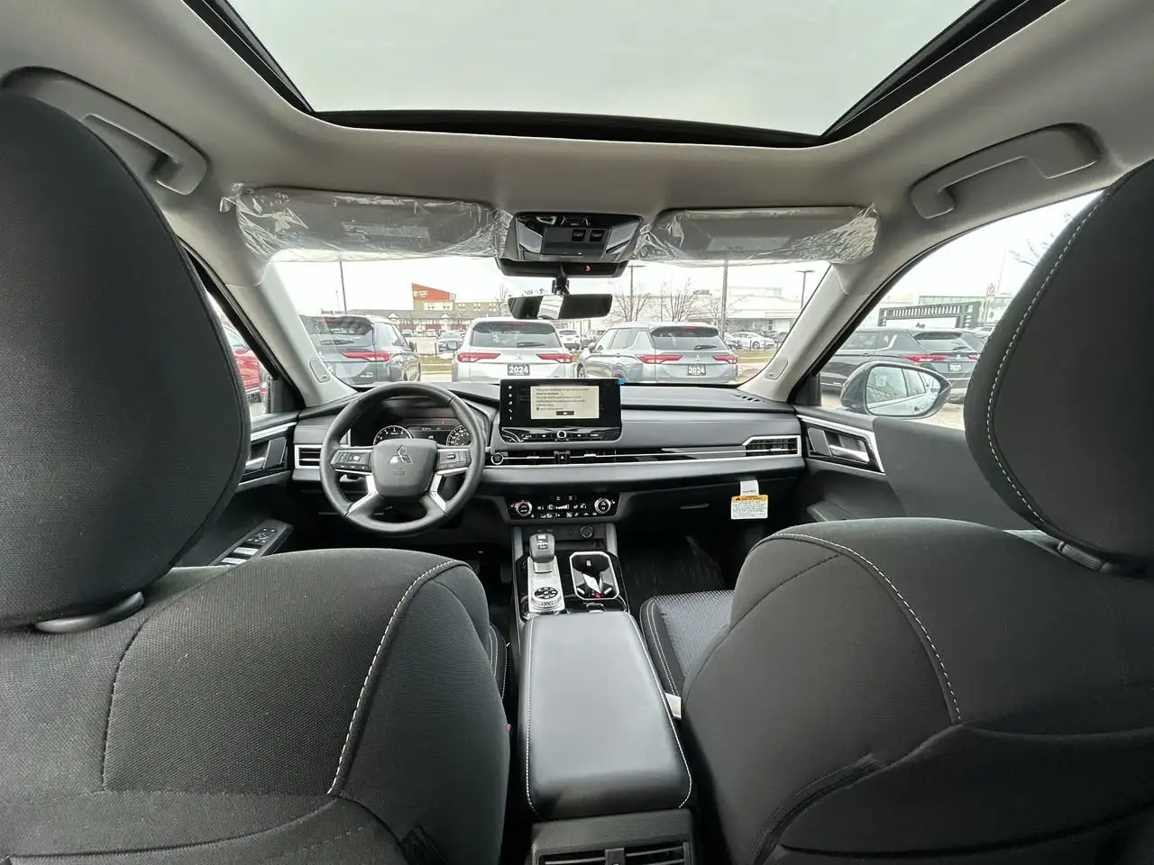 Mitsubishi Outlander снимка Mitsubishi Outlander