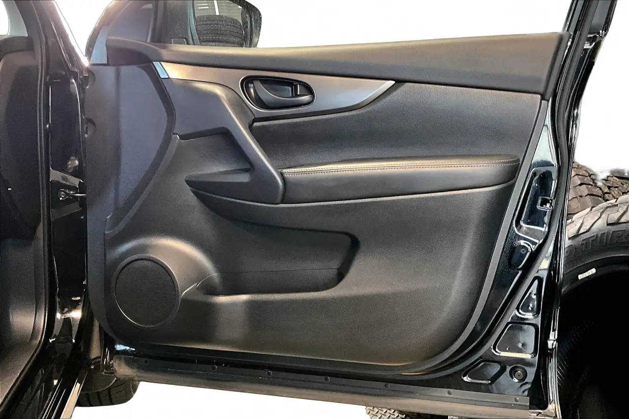 Nissan Qashqai снимка Nissan Qashqai