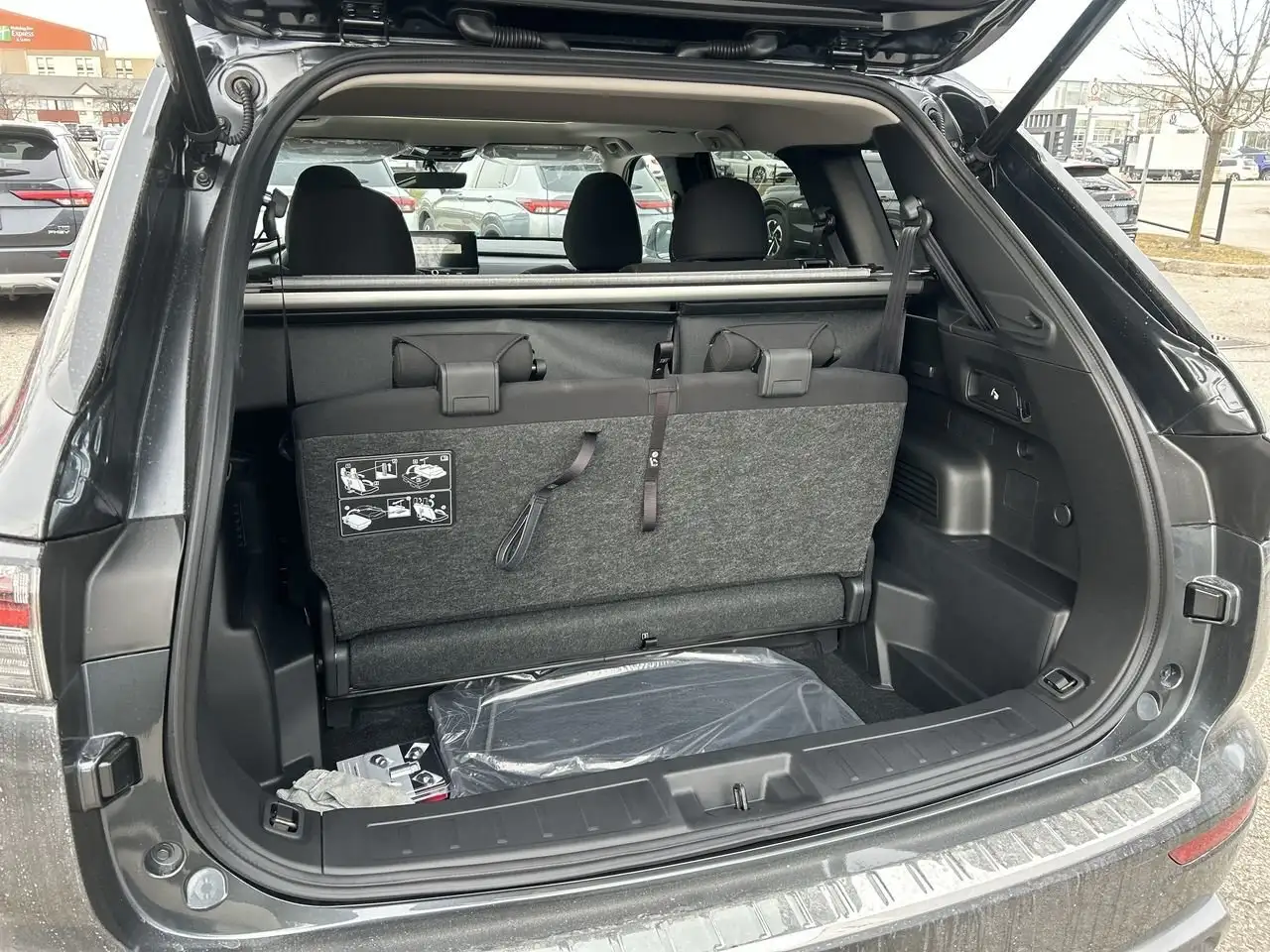 Mitsubishi Outlander снимка Mitsubishi Outlander