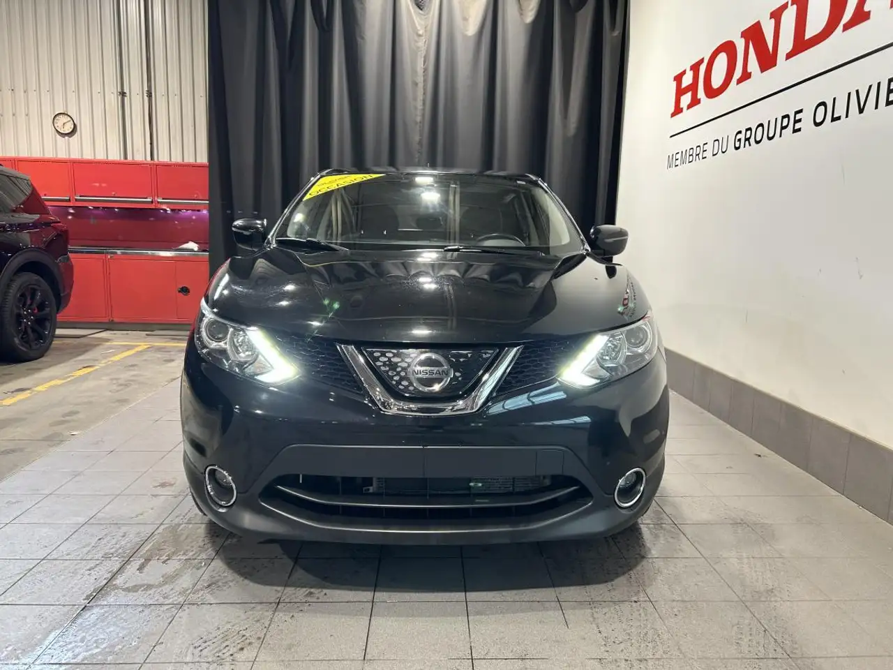 Nissan Qashqai снимка Nissan Qashqai