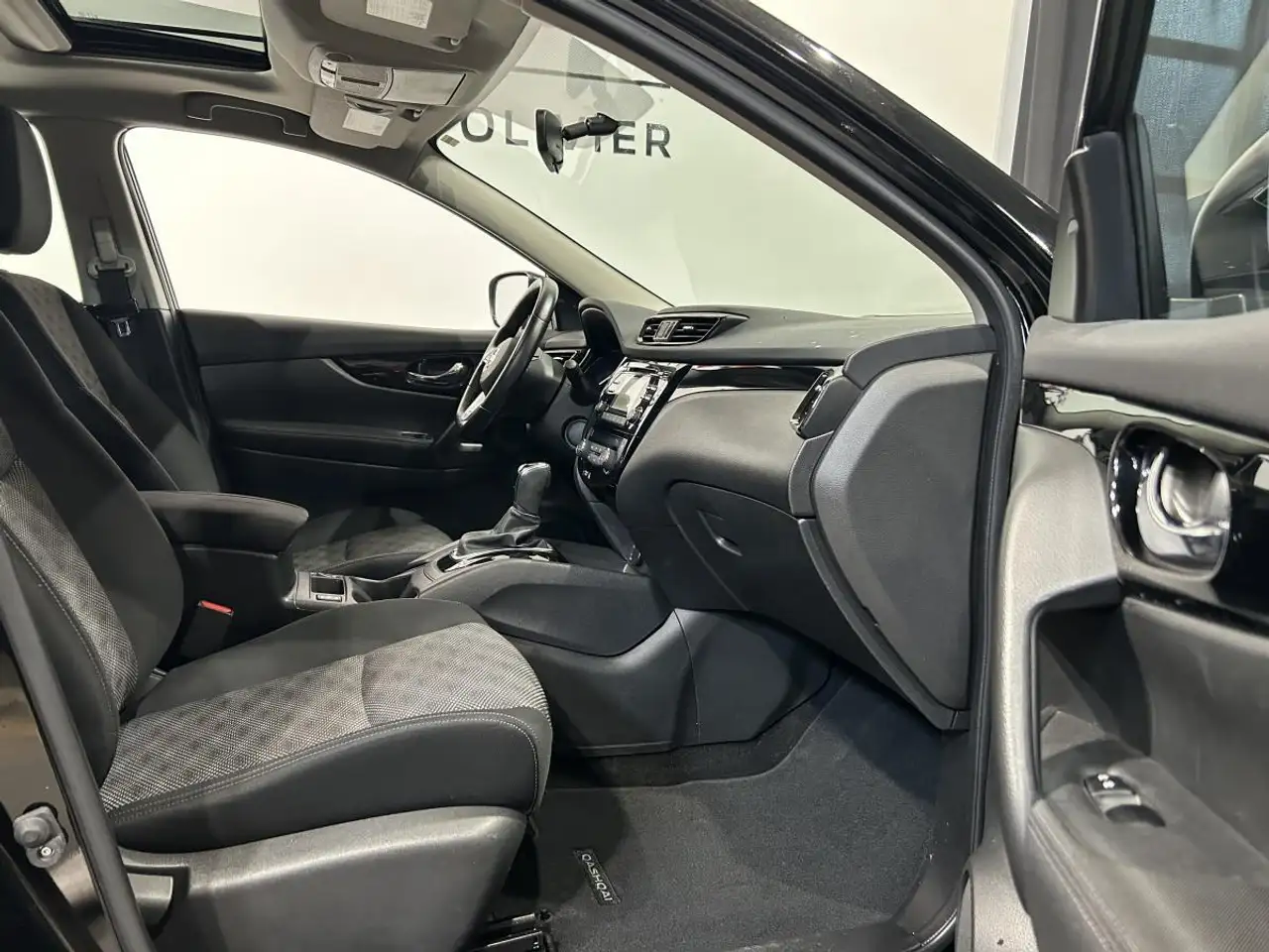 Nissan Qashqai снимка Nissan Qashqai