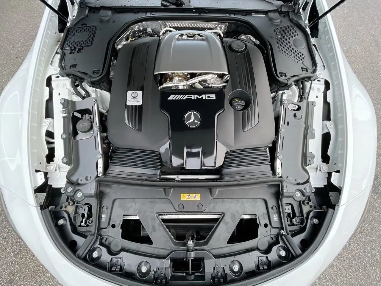 Mercedes-Benz SL снимка Mercedes-Benz SL