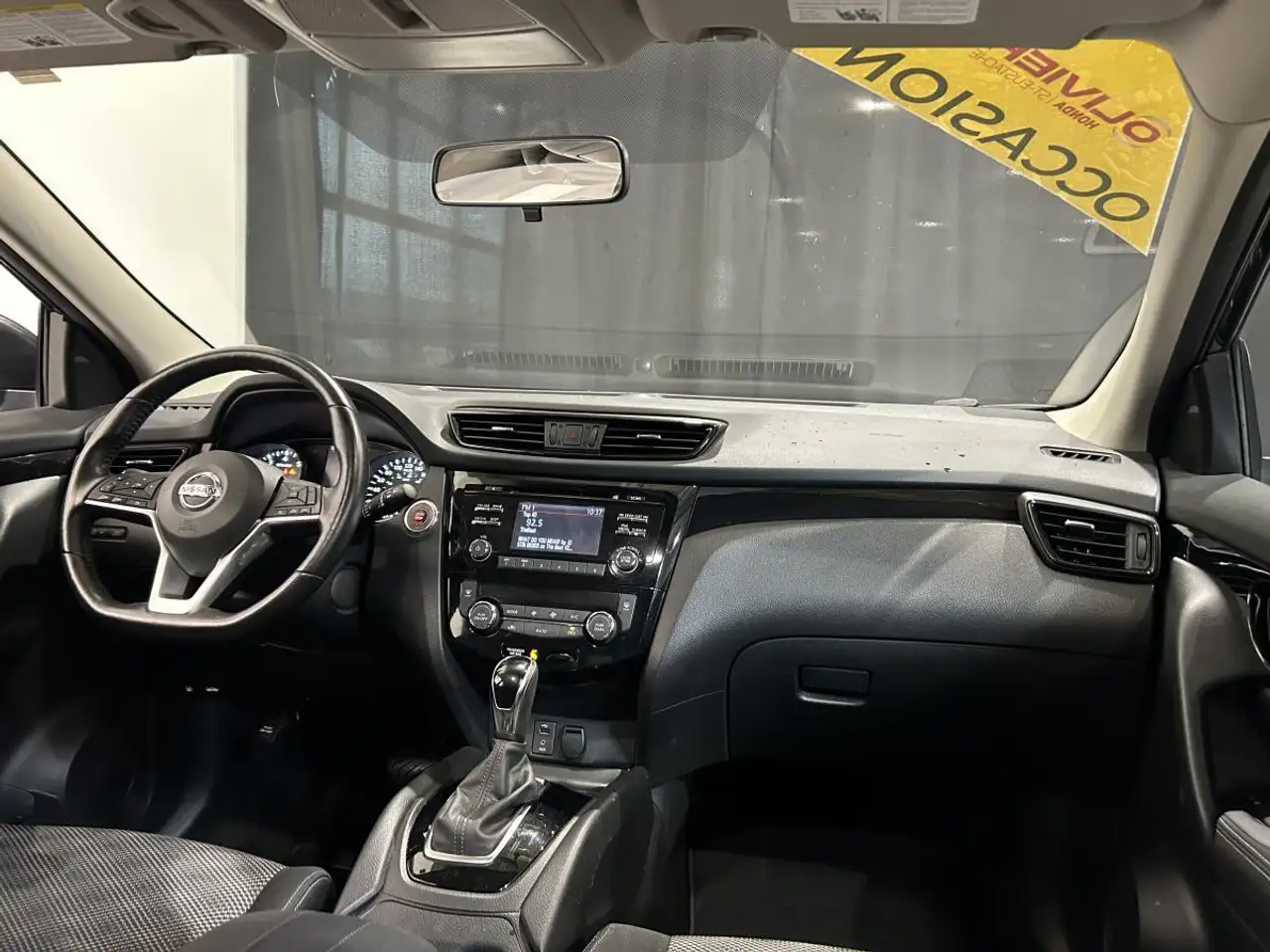 Nissan Qashqai снимка Nissan Qashqai