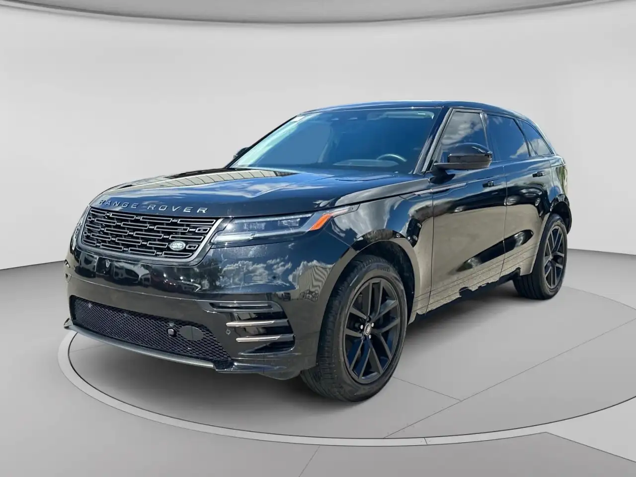 2025 Land Rover Range Rover Velar
