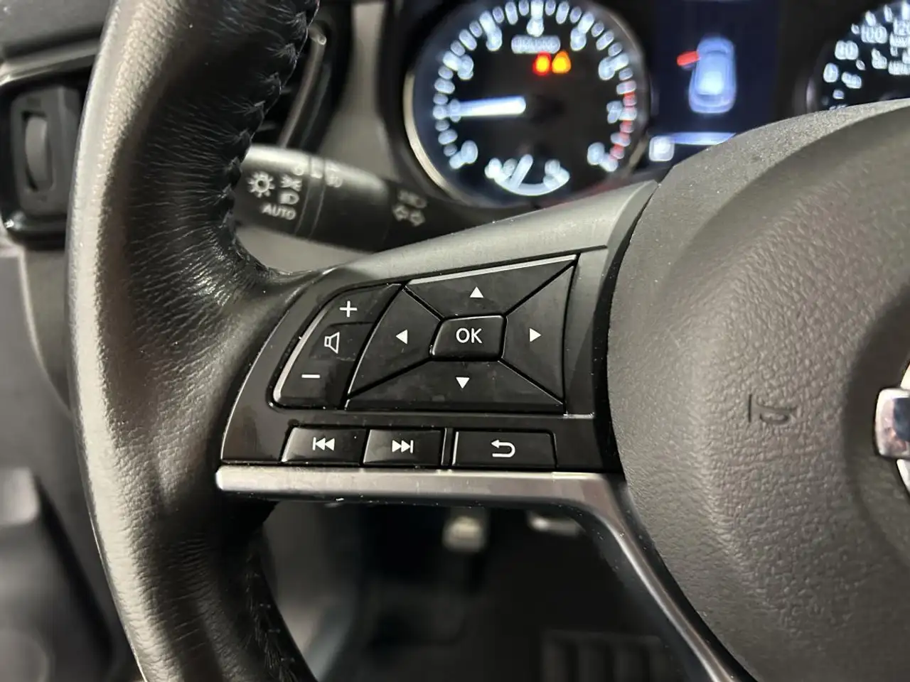 Nissan Qashqai снимка Nissan Qashqai