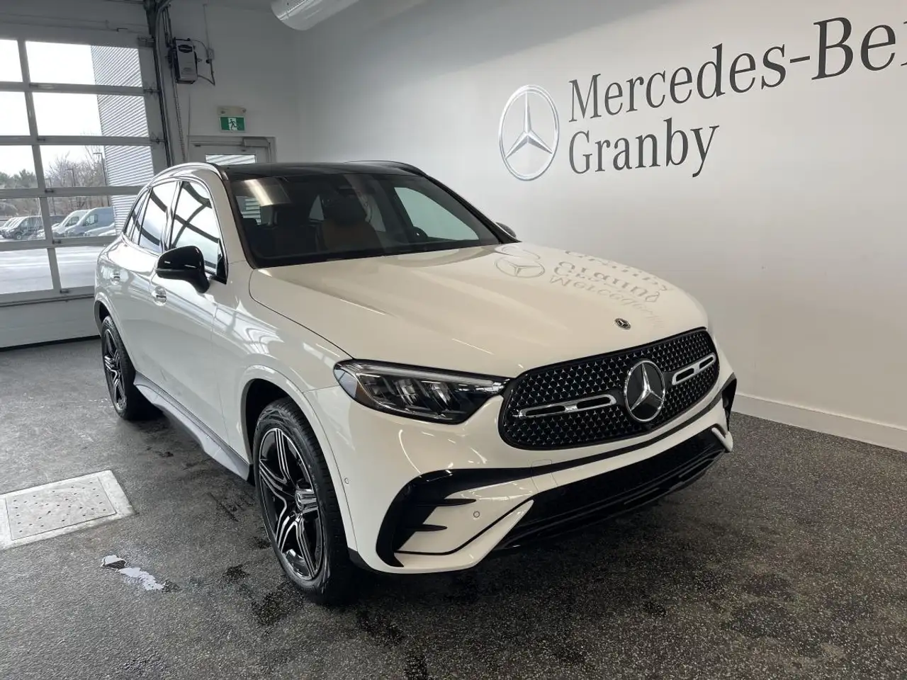 Mercedes-Benz GLC снимка Mercedes-Benz GLC