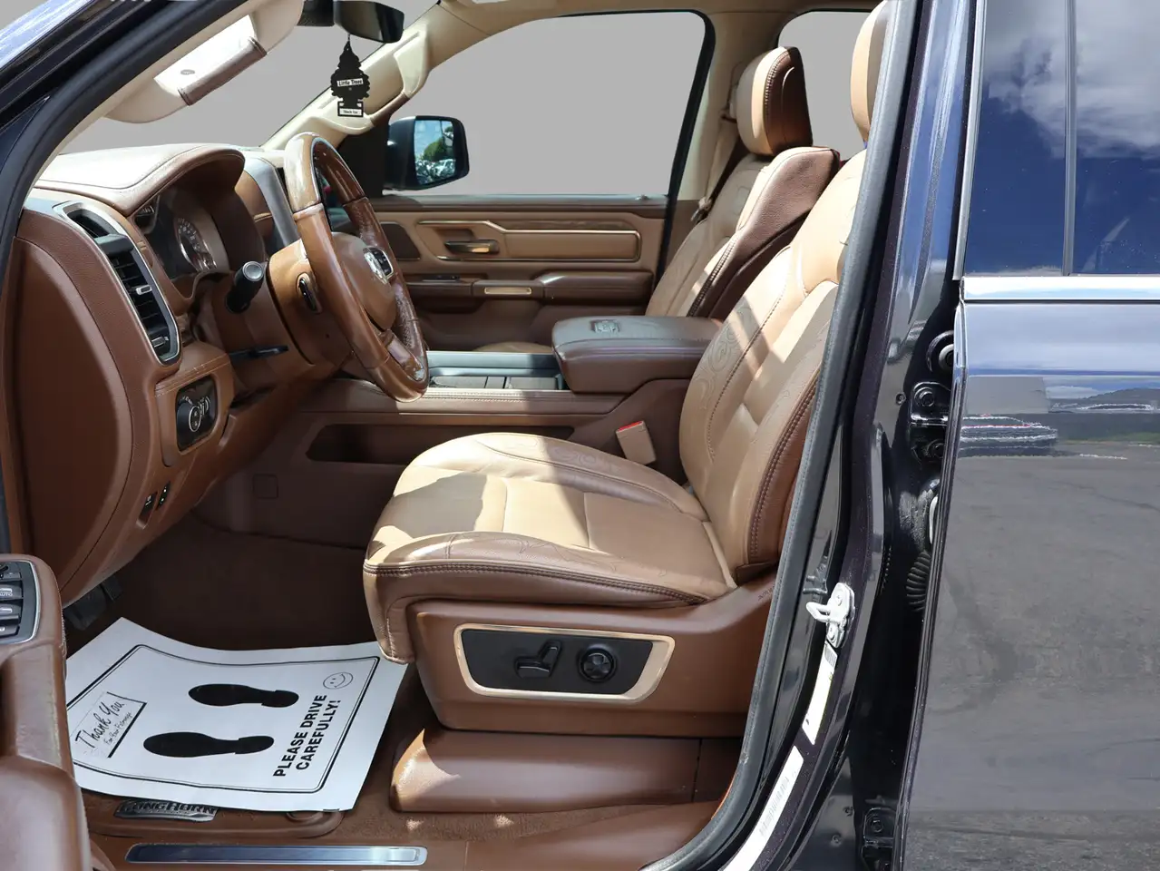 RAM 1500 fotografie RAM 1500