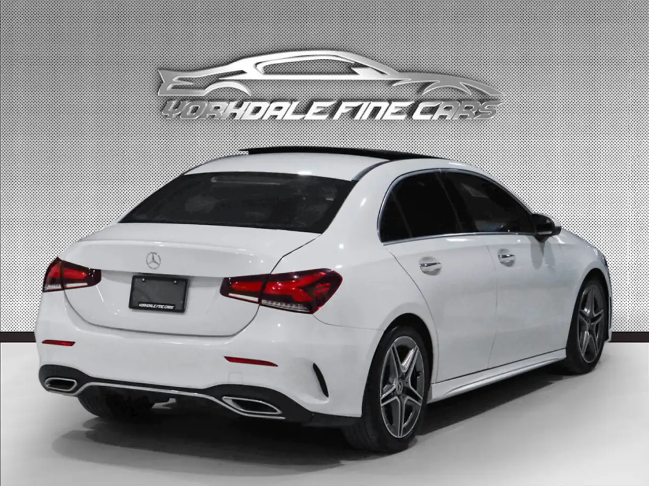Mercedes-Benz A-Class снимка Mercedes-Benz A-Class