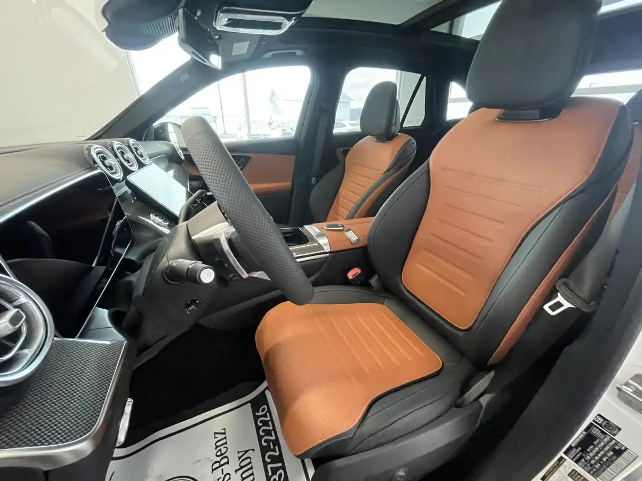 Mercedes-Benz GLC снимка Mercedes-Benz GLC