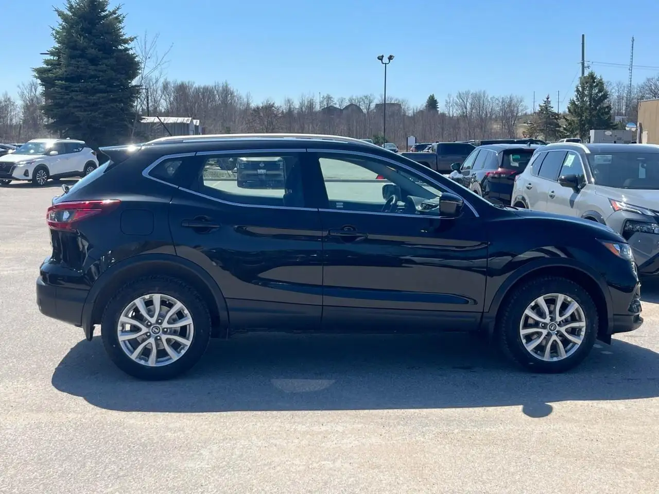 Nissan Qashqai снимка Nissan Qashqai
