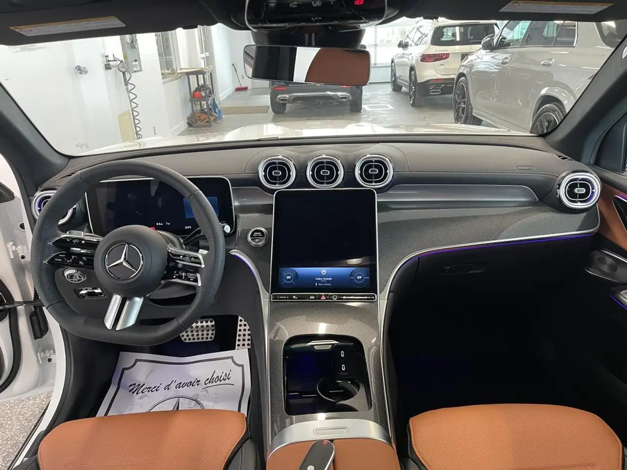 Mercedes-Benz GLC снимка Mercedes-Benz GLC