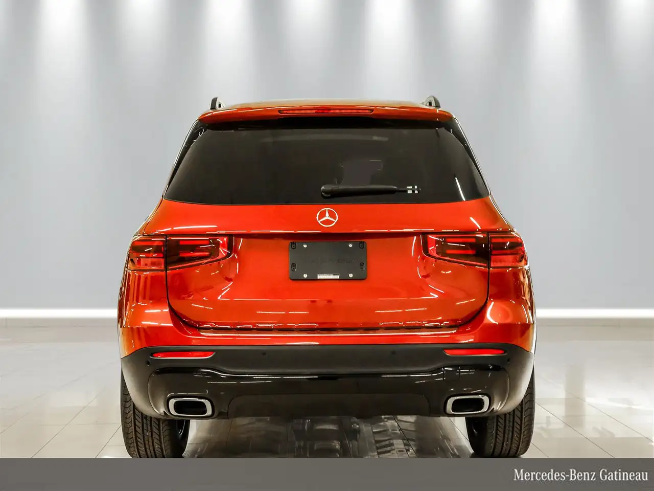 Mercedes-Benz GLB снимка Mercedes-Benz GLB