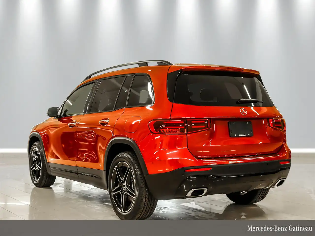Mercedes-Benz GLB снимка Mercedes-Benz GLB