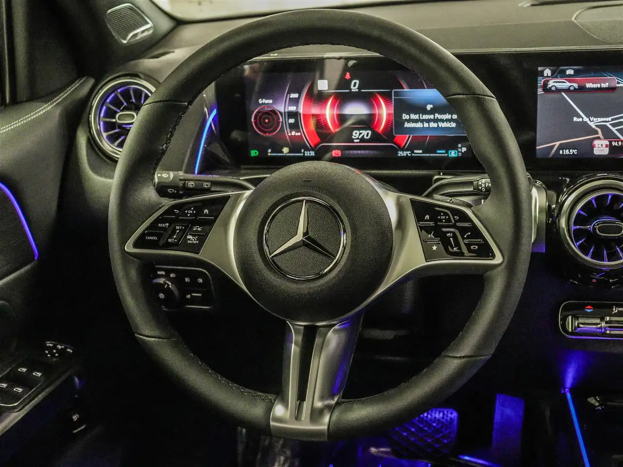 Mercedes-Benz GLB снимка Mercedes-Benz GLB
