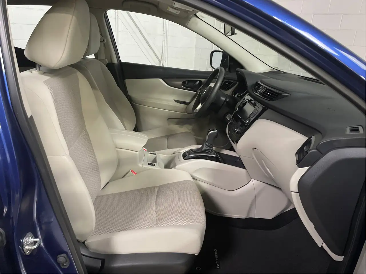 Nissan Qashqai снимка Nissan Qashqai