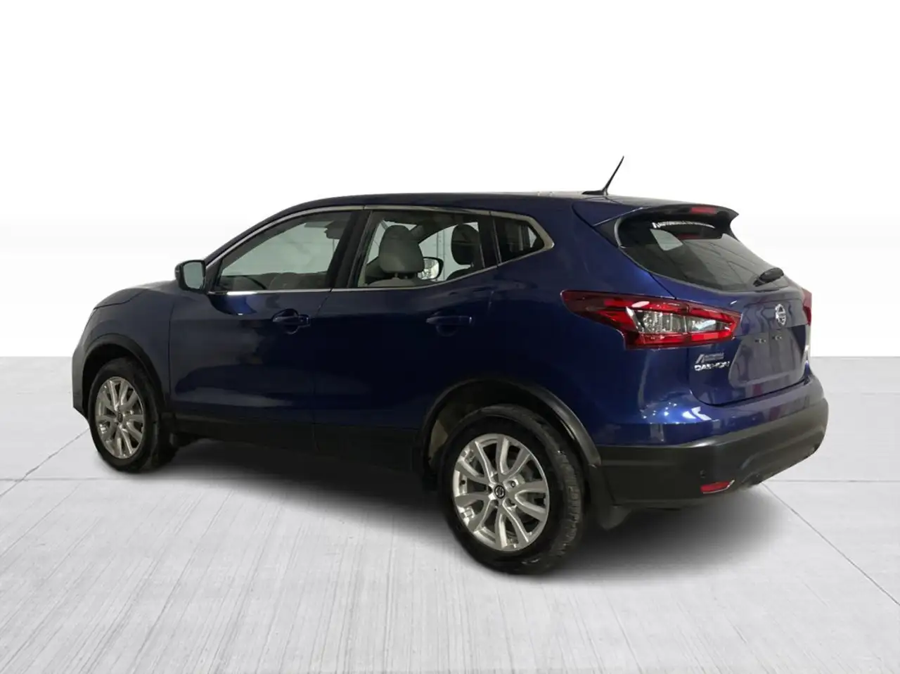 Nissan Qashqai снимка Nissan Qashqai