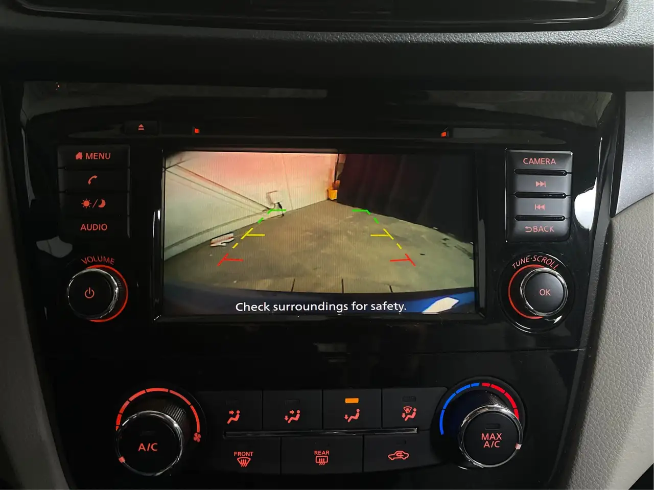 Nissan Qashqai снимка Nissan Qashqai