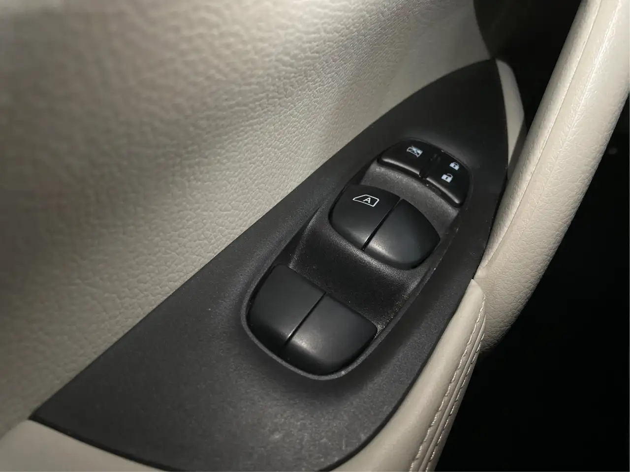 Nissan Qashqai снимка Nissan Qashqai