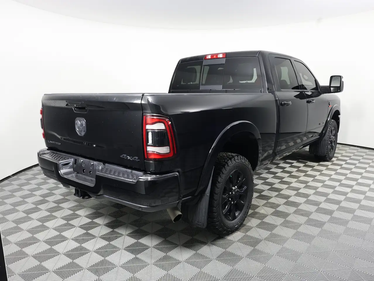RAM 3500 снимка RAM 3500