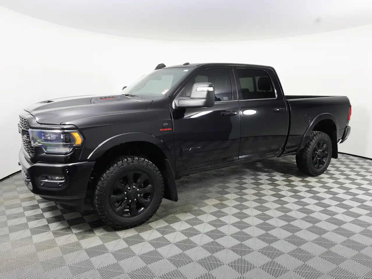 RAM 3500 снимка RAM 3500