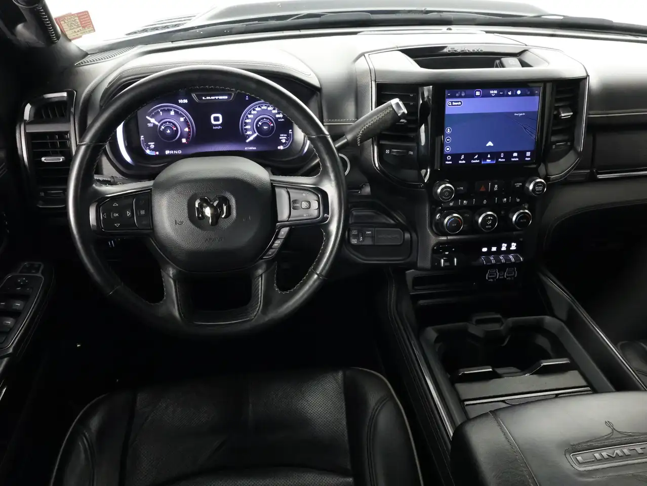 RAM 3500 снимка RAM 3500