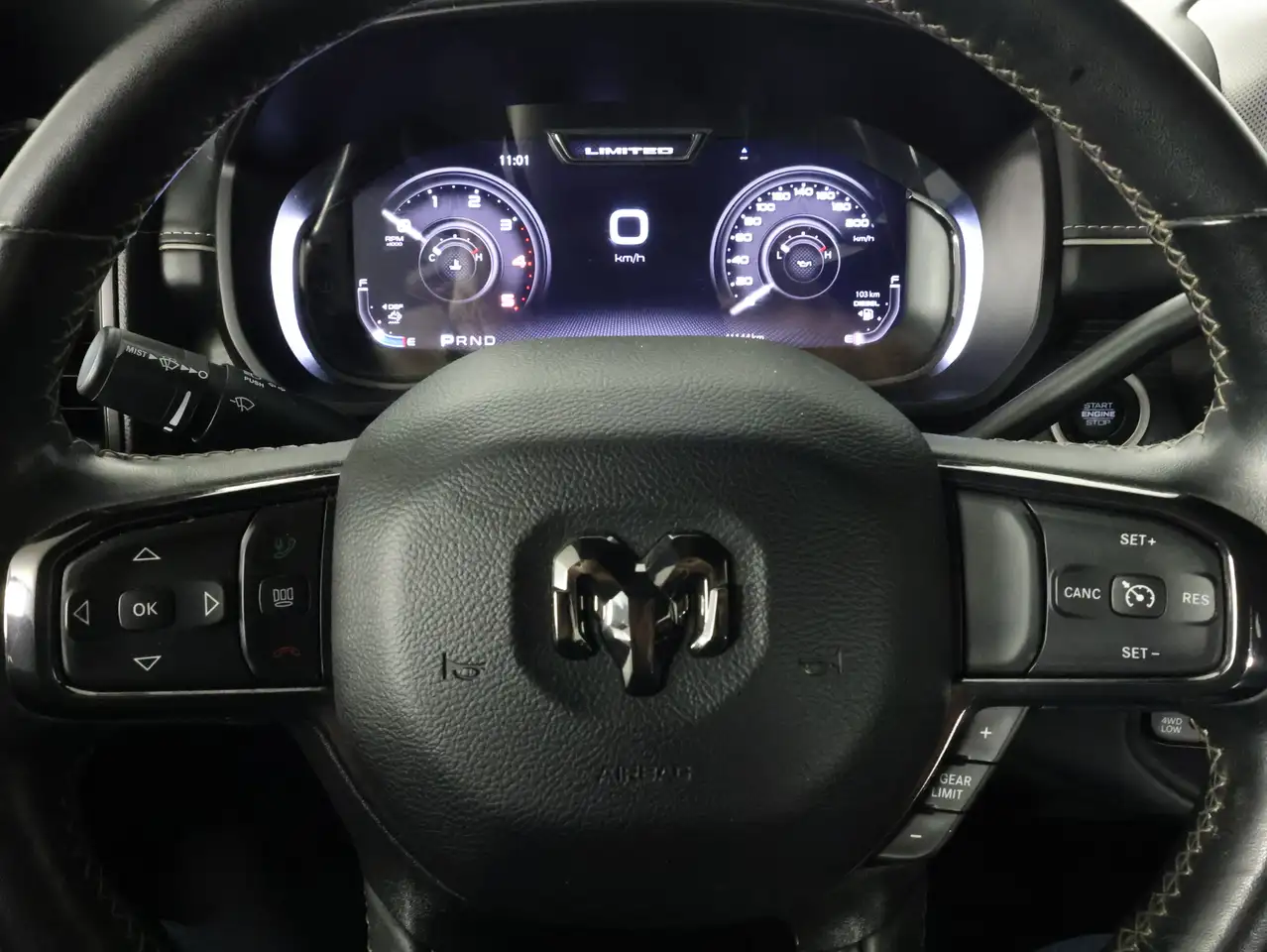 RAM 3500 снимка RAM 3500