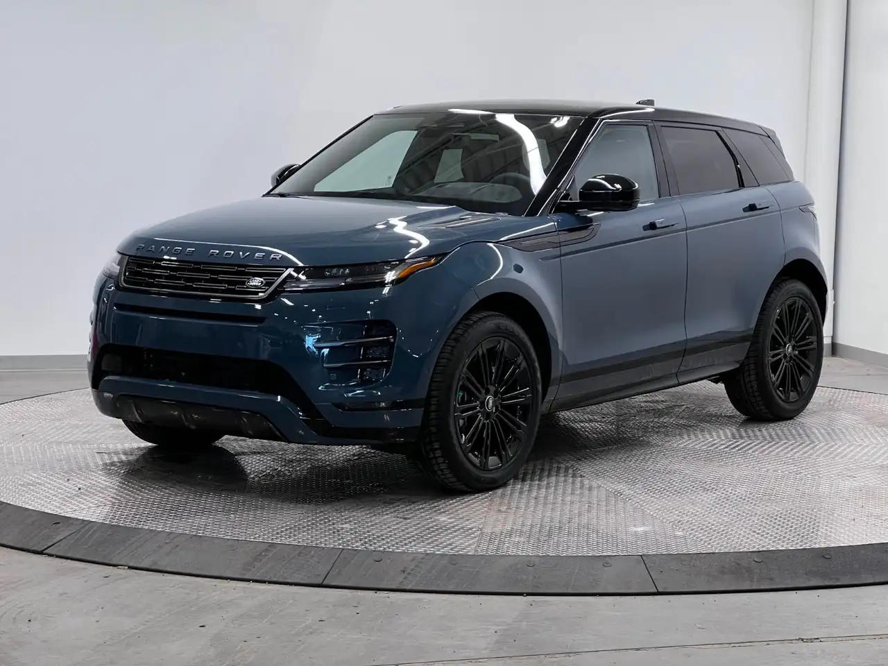 2026 Land Rover Range Rover Evoque