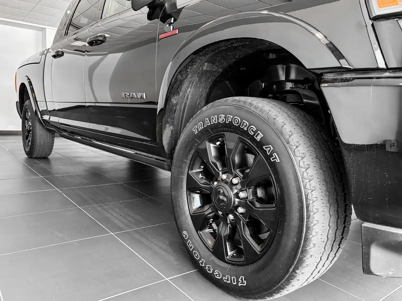RAM 3500 снимка RAM 3500