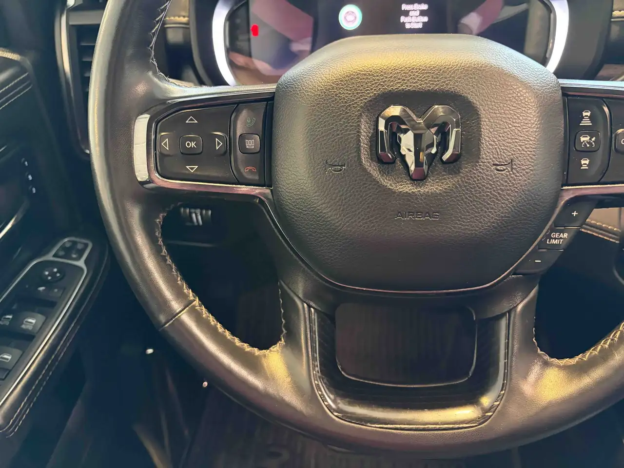 RAM 3500 снимка RAM 3500