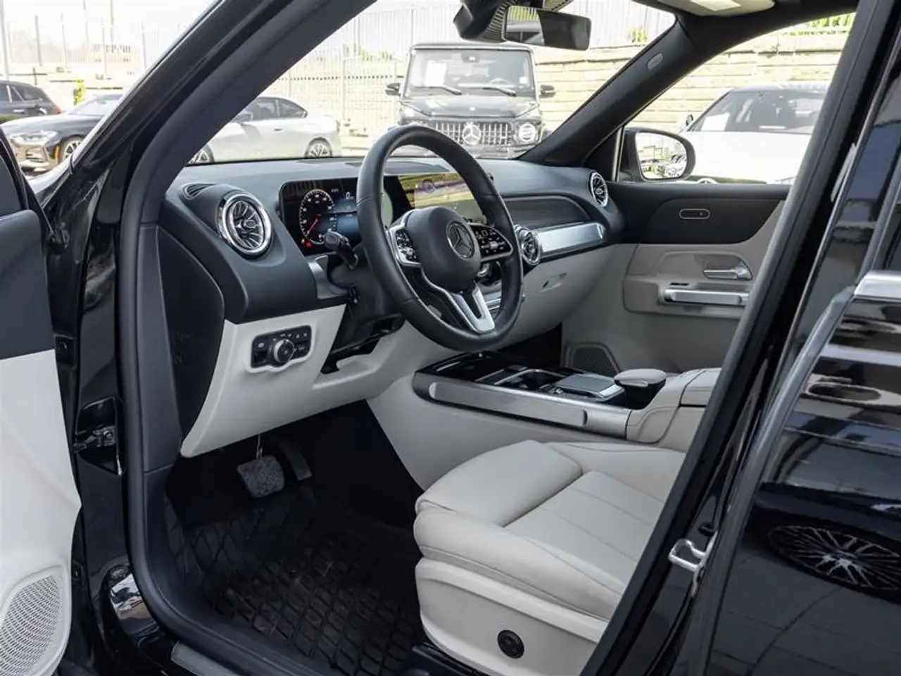 Mercedes-Benz GLB fotografie Mercedes-Benz GLB