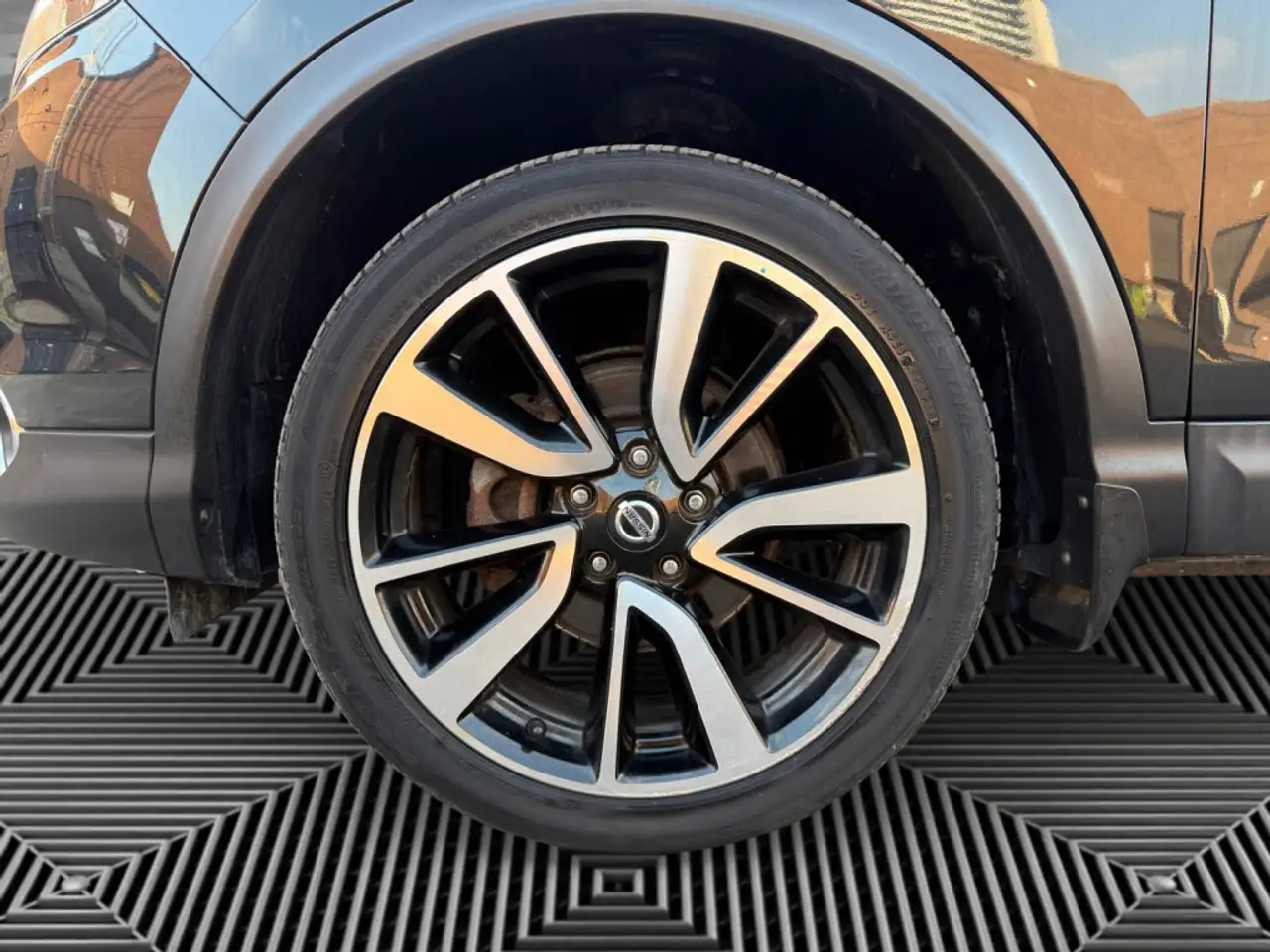 Nissan Qashqai снимка Nissan Qashqai