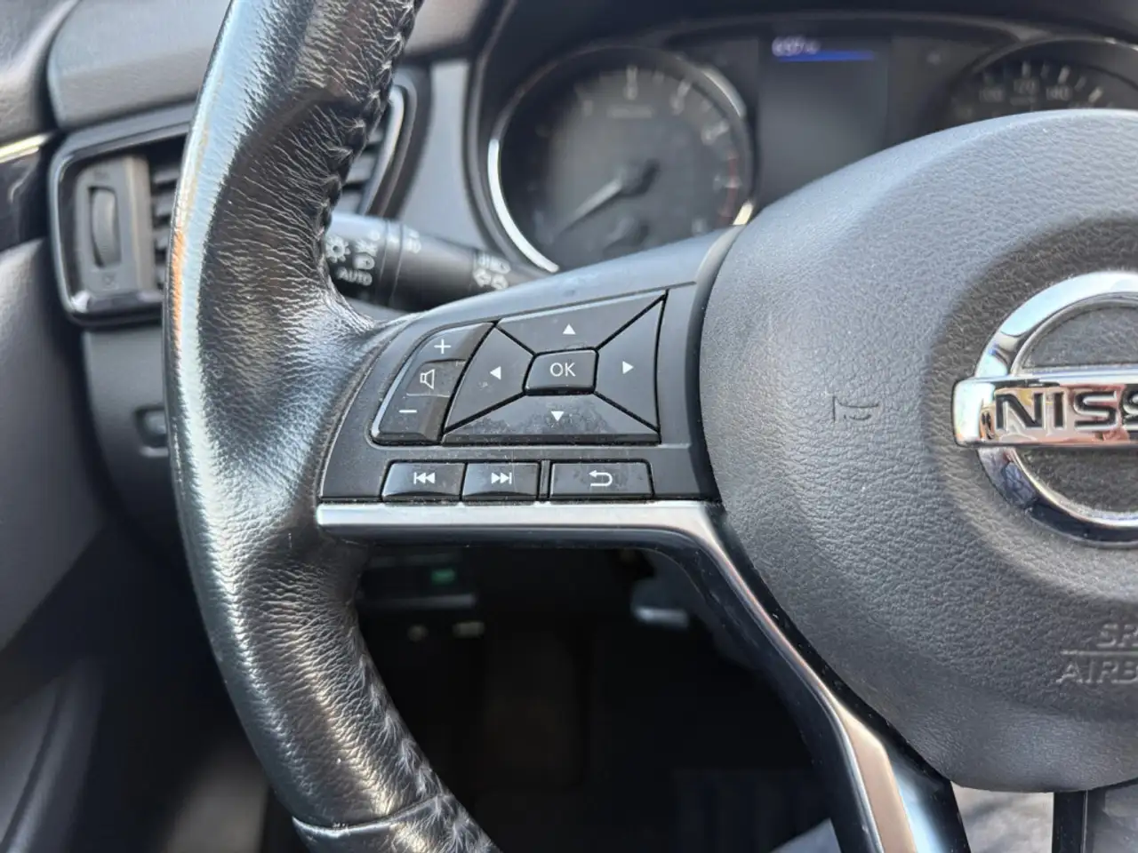 Nissan Qashqai снимка Nissan Qashqai