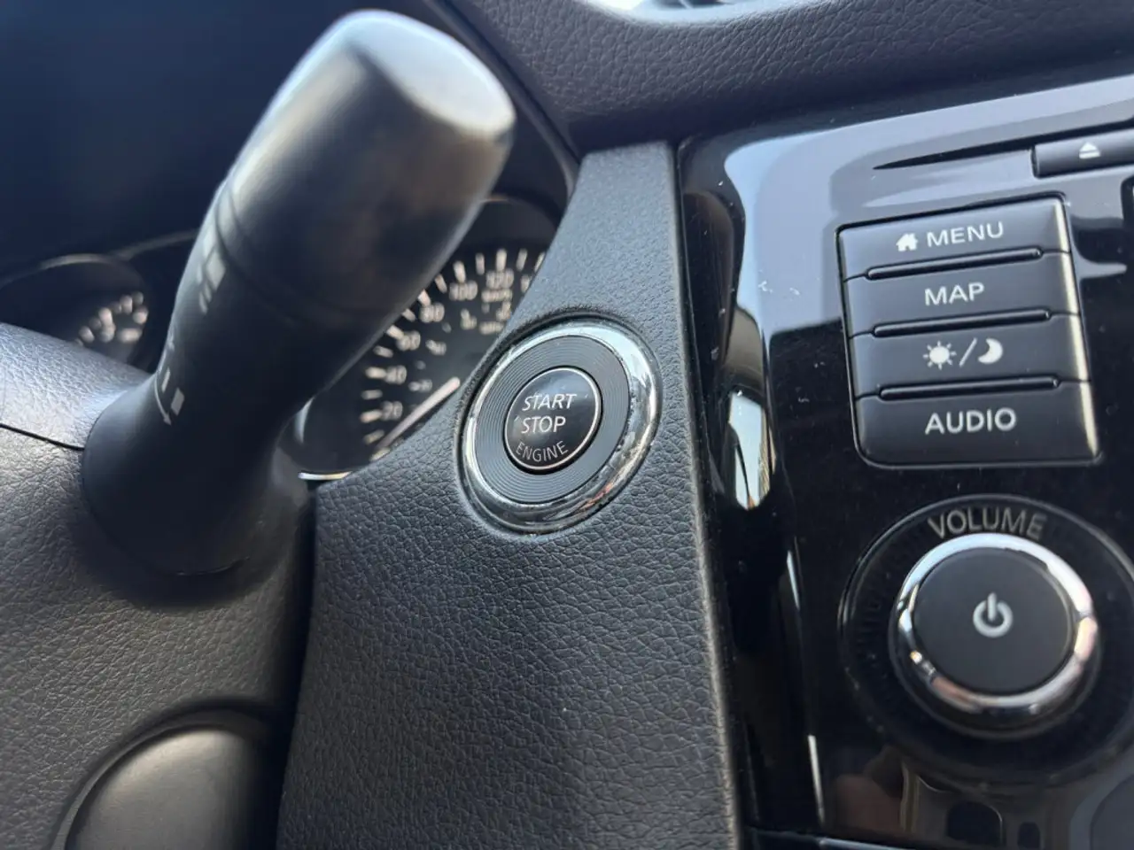 Nissan Qashqai снимка Nissan Qashqai