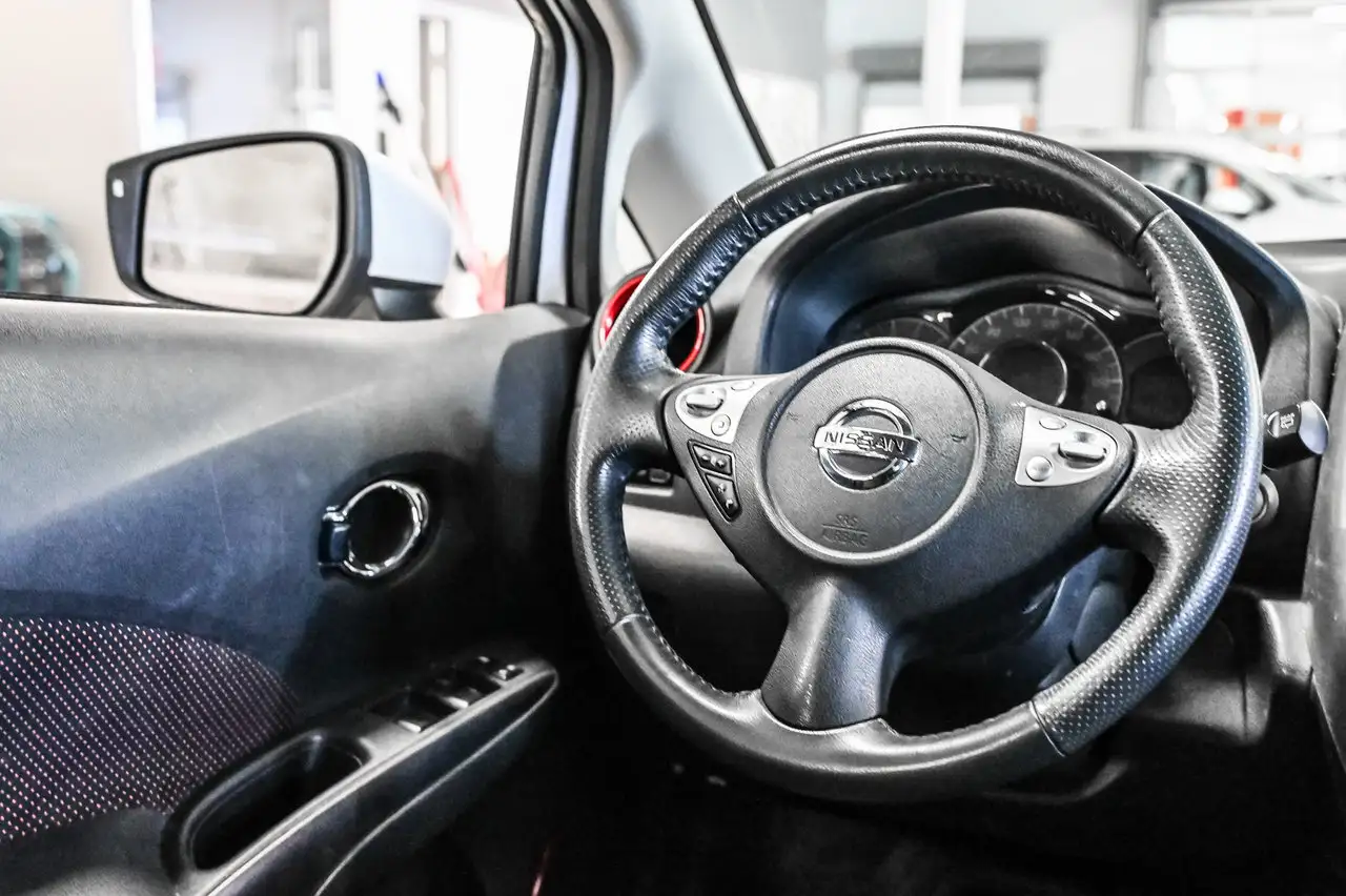 Nissan Note fotografie Nissan Note