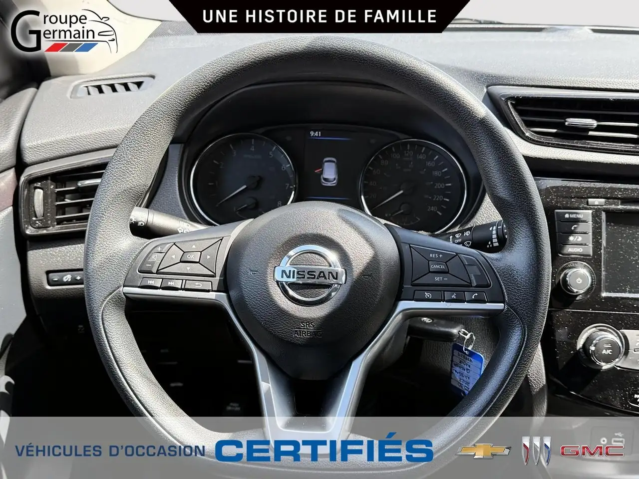 Nissan Qashqai снимка Nissan Qashqai