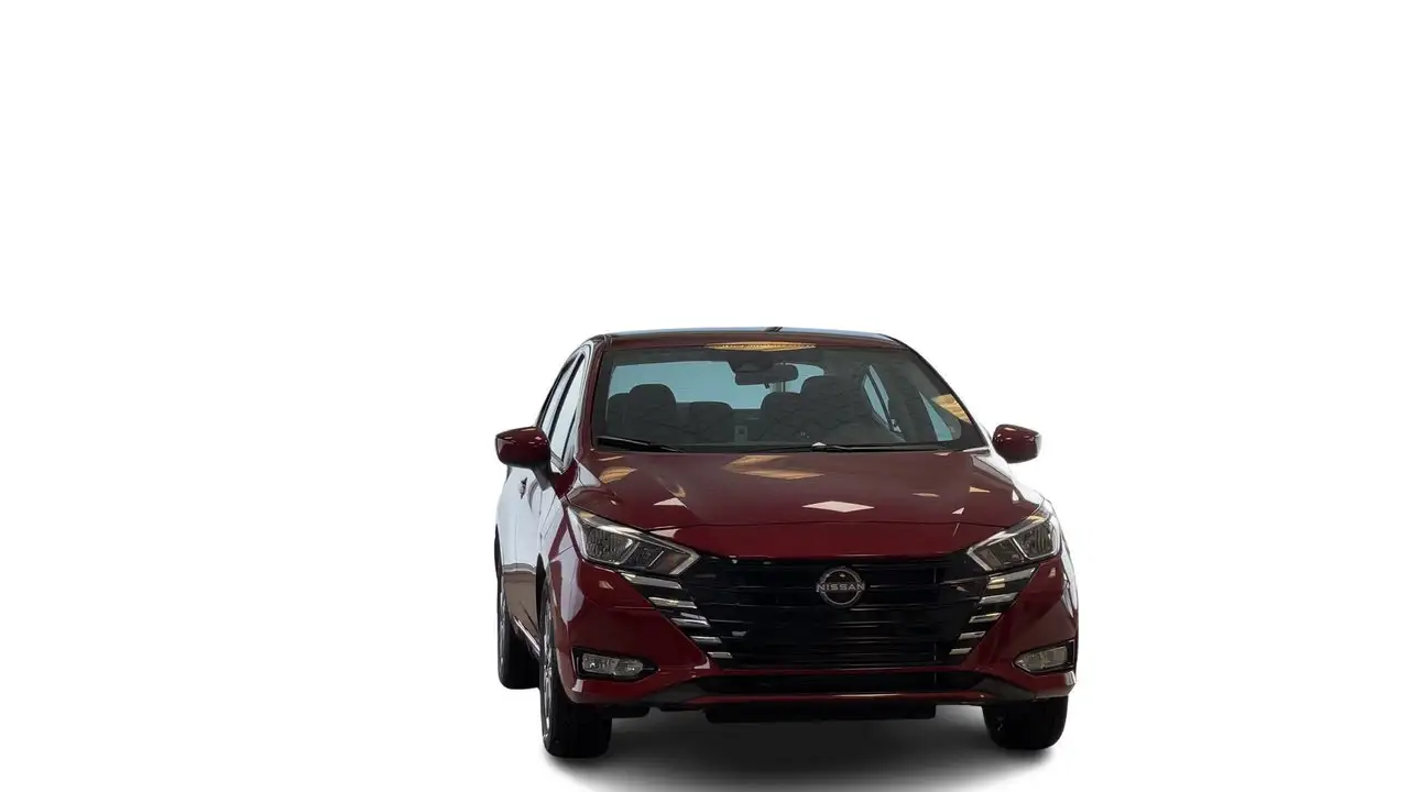 Nissan Versa снимка Nissan Versa