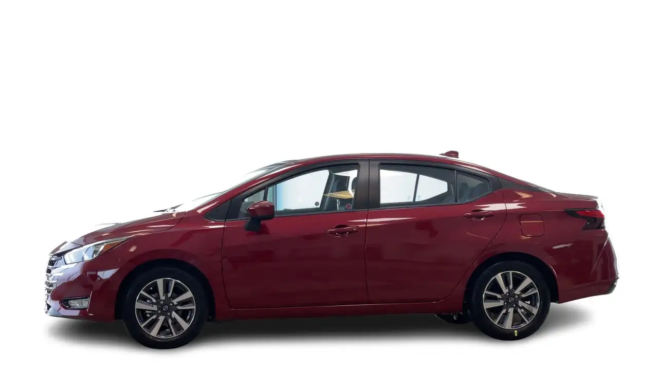 Nissan Versa снимка Nissan Versa