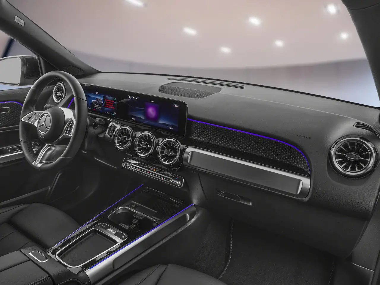 Mercedes-Benz GLB снимка Mercedes-Benz GLB