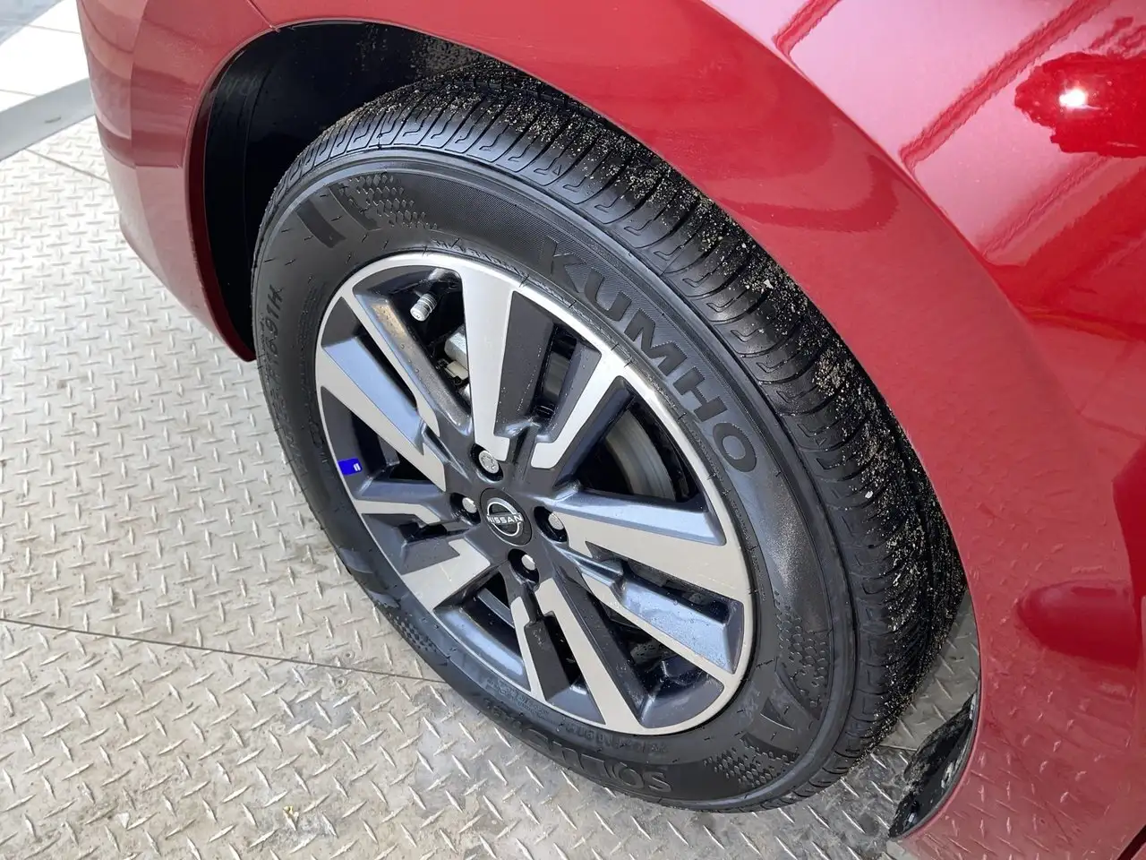 Nissan Versa снимка Nissan Versa
