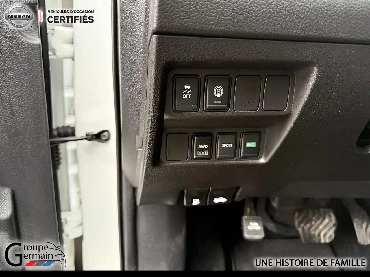 Nissan Qashqai снимка Nissan Qashqai
