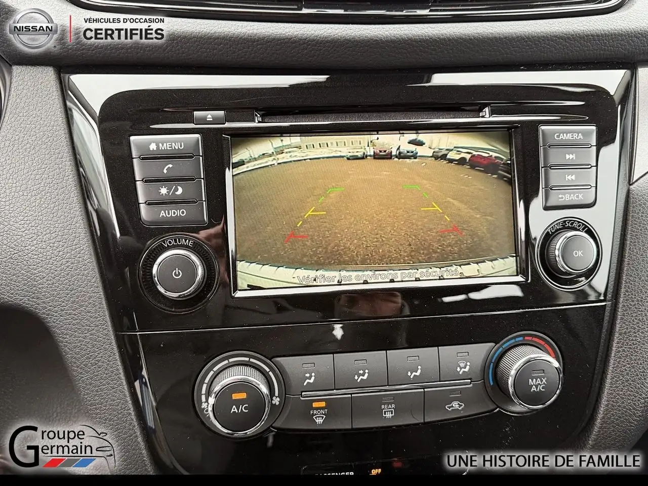 Nissan Qashqai снимка Nissan Qashqai