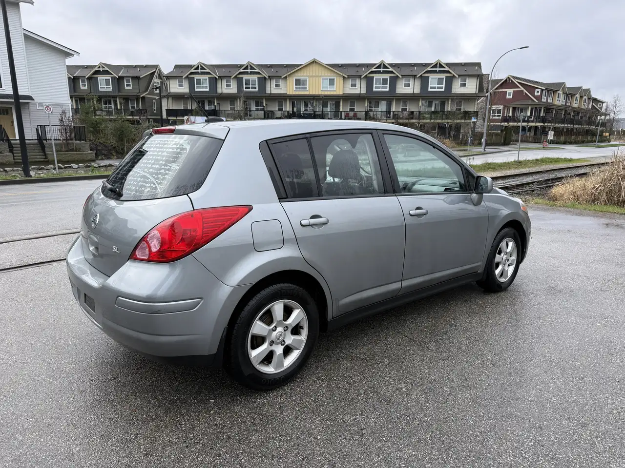 Nissan Versa photo Nissan Versa