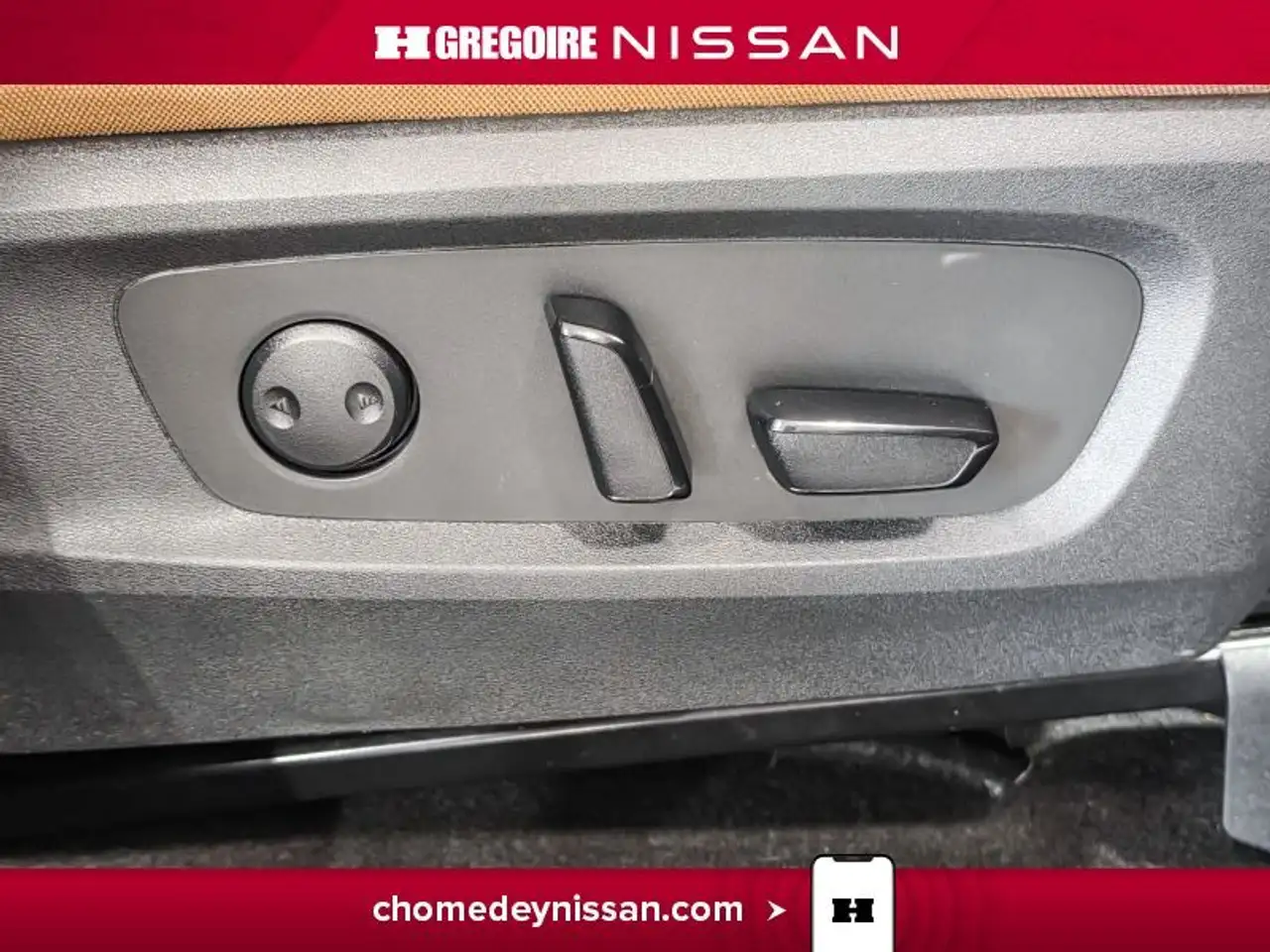 Nissan Pathfinder photo Nissan Pathfinder