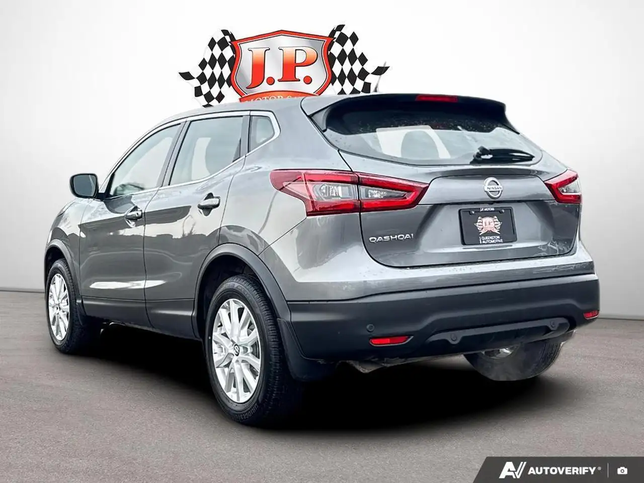 Nissan Qashqai снимка Nissan Qashqai